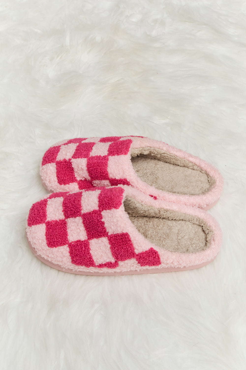 Checkered Print Plush Slippers