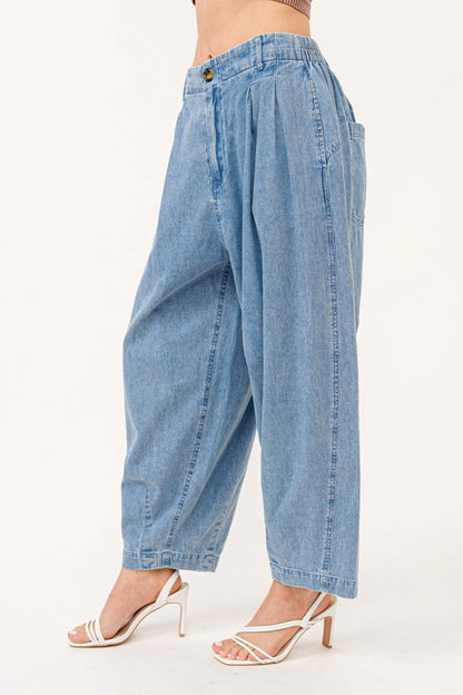 Elastic Back Pleated Baggy Jeans